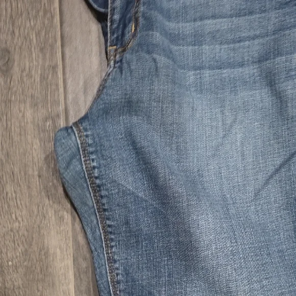 Classic Blue Flare Jeans AE - Picture 3 of 8